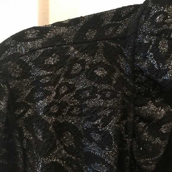 Black and Silver  Leopard Shrug - Picture 3 of 4